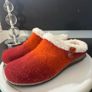 🆕Earth Origins Etelena 2 Clogs